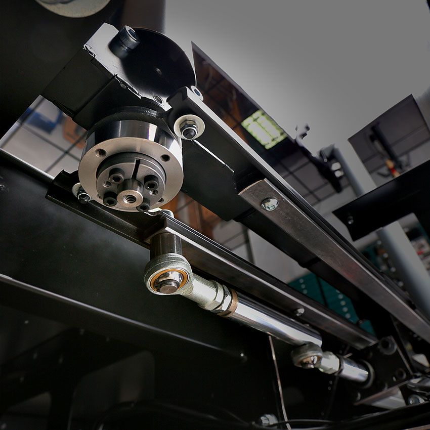 FSC news control loading kit dual yoke roll actuator